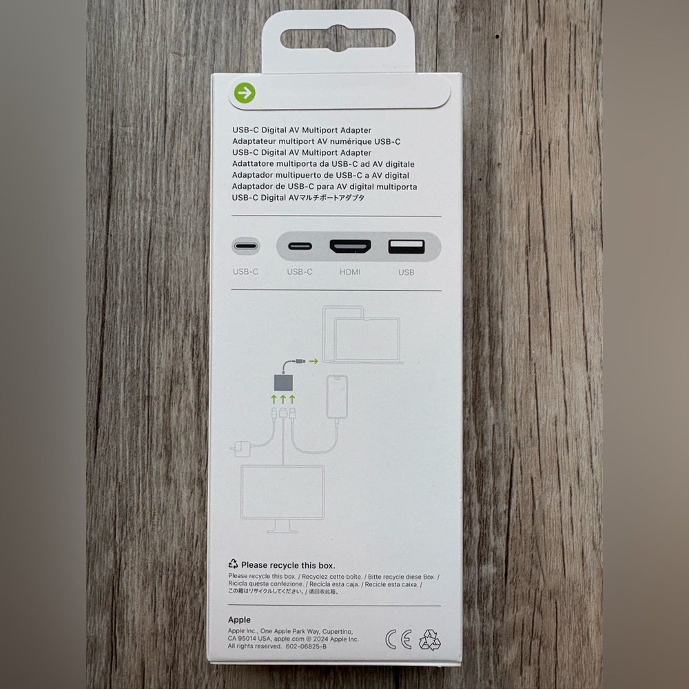 Apple USB-C Digital AV Multiport Adapter, Color: White, Model: A2119 - Picture 6 of 8